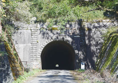 （旧）佐敷隧道
