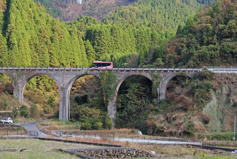 栗木野・第二大行司・宝珠山橋梁の写真