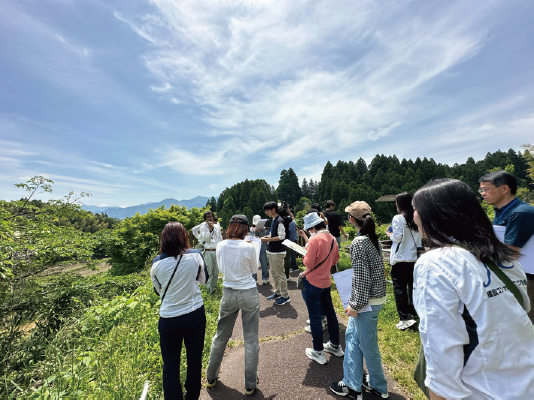 通潤橋の手前にて震災復旧と維持管理についてうかがう